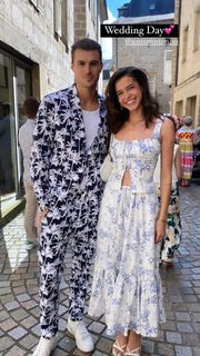 Léa Elui feet photo thumbnail
