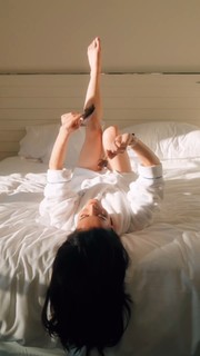 Léa Elui feet photo thumbnail