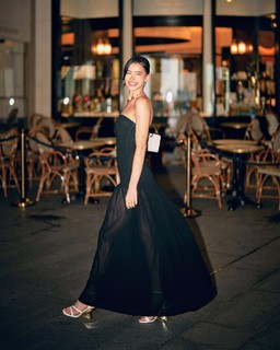 Léa Elui feet photo thumbnail