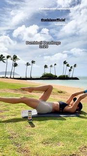 Léa Elui feet photo thumbnail