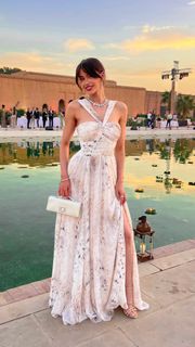 Léa Elui feet photo thumbnail