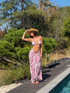 Léa Elui feet photo 17