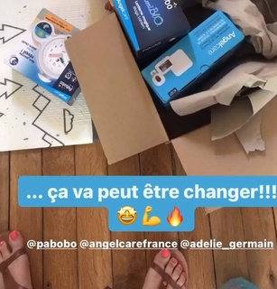 Léa François feet photo 8
