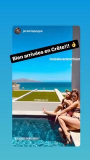 Léa François feet photo 17