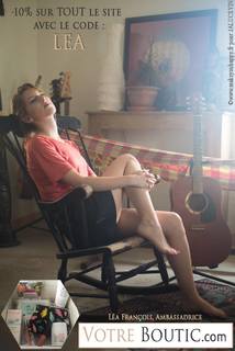 Léa François feet photo 15
