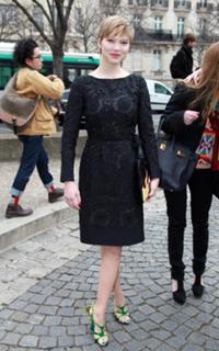 Léa Seydoux feet photo thumbnail