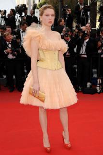 Léa Seydoux feet photo thumbnail