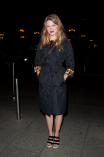 Léa Seydoux feet photo thumbnail