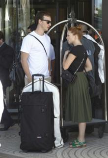 Léa Seydoux feet photo thumbnail