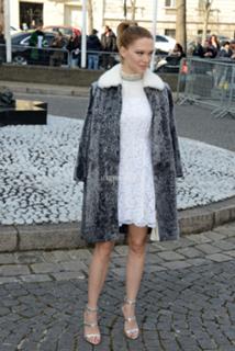 Léa Seydoux feet photo thumbnail
