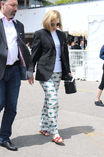 Léa Seydoux feet photo thumbnail
