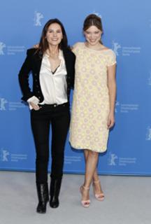 Léa Seydoux feet photo thumbnail