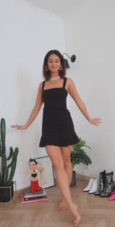 Léna Mahfouf feet photo thumbnail