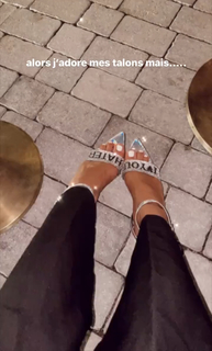 Léna Mahfouf feet photo thumbnail