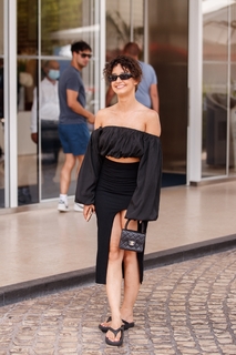 Léna Mahfouf feet photo thumbnail
