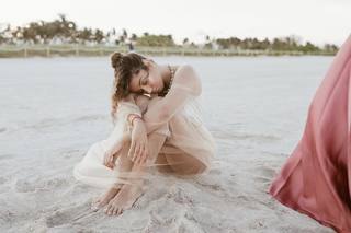Léna Mahfouf feet photo thumbnail