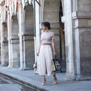Léna Mahfouf feet photo thumbnail
