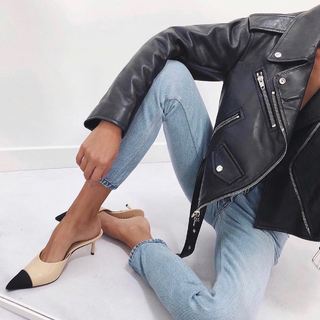 Léna Mahfouf feet photo thumbnail
