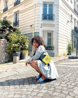 Léna Mahfouf feet photo thumbnail