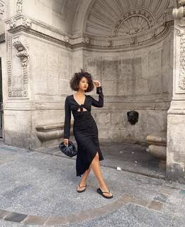 Léna Mahfouf feet photo thumbnail