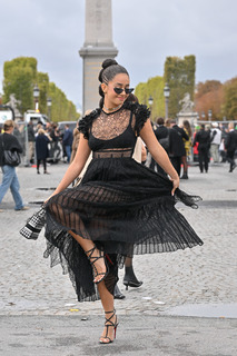 Léna Mahfouf feet photo thumbnail