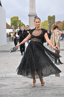 Léna Mahfouf feet photo thumbnail