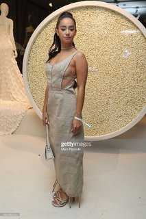 Léna Mahfouf feet photo thumbnail