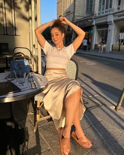 Léna Mahfouf feet photo thumbnail