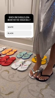 Léna Mahfouf feet photo thumbnail