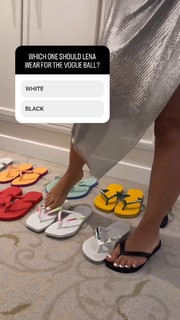 Léna Mahfouf feet photo thumbnail