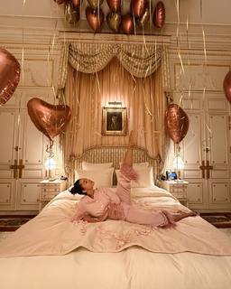 Léna Mahfouf feet photo thumbnail