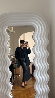 Léna Mahfouf feet photo thumbnail