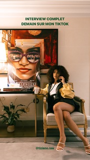 Léna Mahfouf feet photo thumbnail