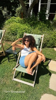 Léna Mahfouf feet photo thumbnail
