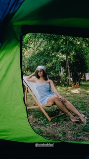 Léna Mahfouf feet photo thumbnail