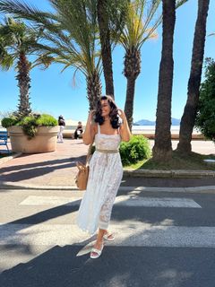 Léna Mahfouf feet photo thumbnail