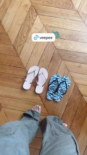 Léna Mahfouf feet photo thumbnail