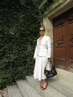 Léna Mahfouf feet photo thumbnail