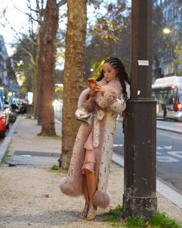 Léna Mahfouf feet photo 1