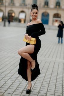 Léna Mahfouf feet photo 16