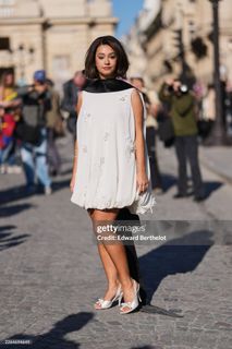 Léna Mahfouf feet photo 10