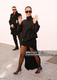 Léna Mahfouf feet photo 8