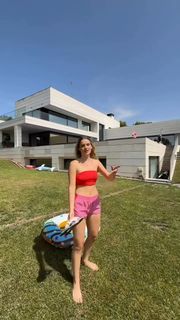 Lía Sikora feet photo 8