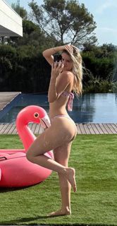 Lía Sikora feet photo 2