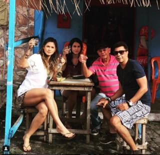 Lívia Andrade feet photo thumbnail