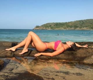 Lívia Andrade feet photo thumbnail