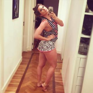 Lívia Andrade feet photo thumbnail