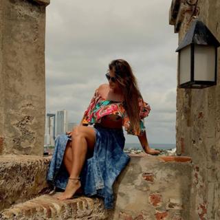 Lívia Andrade feet photo thumbnail