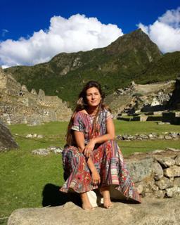 Lívia Andrade feet photo thumbnail