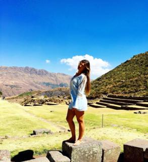 Lívia Andrade feet photo thumbnail